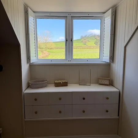 Countryside Escape With Hot Tub & Open Fire Ferienhaus *